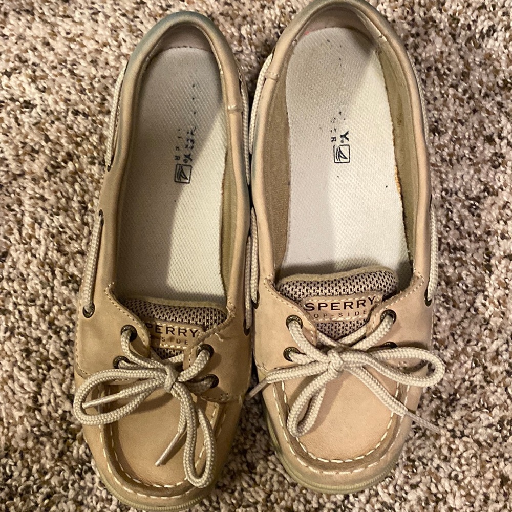 Sperry boat shoes
